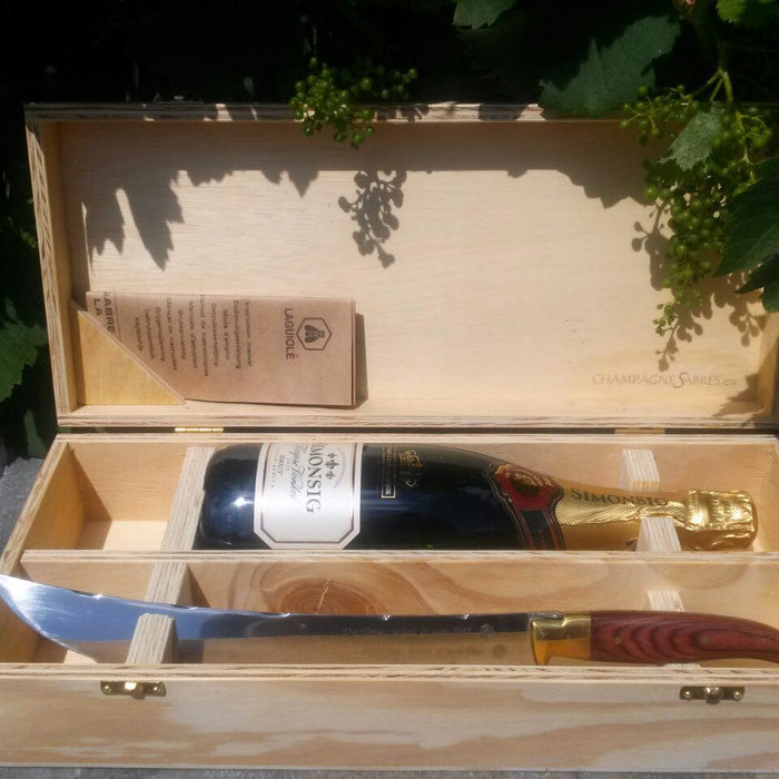 Säbelmesser Laguiole im Luxusetui mit Flasche Simonsig Kaapse Vonkel